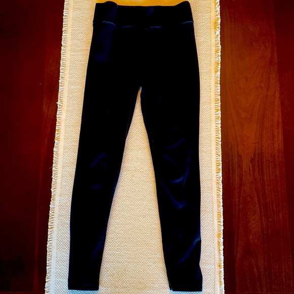 Aerie Offline  Black leggings - Picture 1 of 7